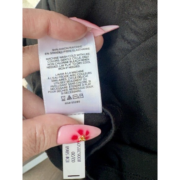 Express Black Mock Neck Sleeveless Tank Size Large - Picture 4 of 4